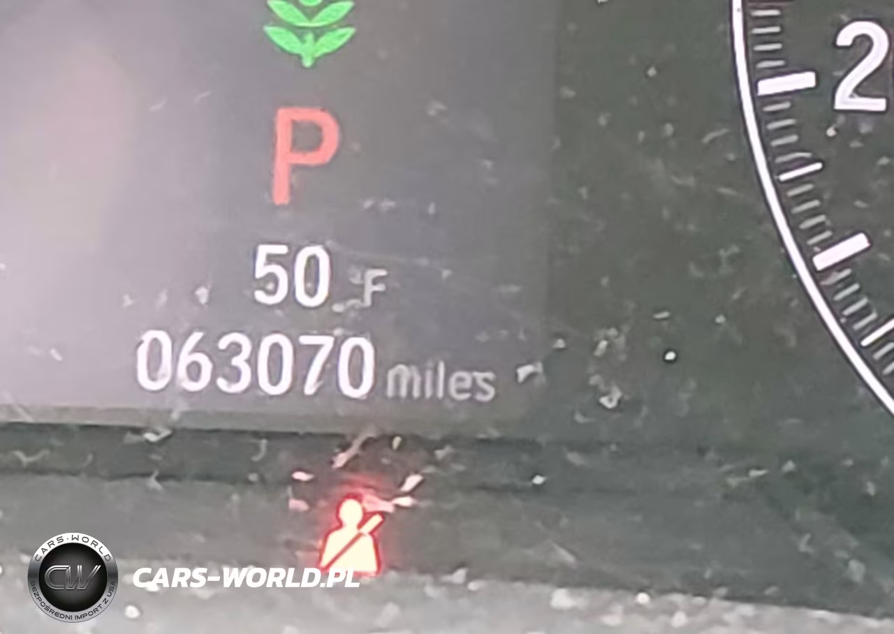 2018 Honda Accord Sport VIN:1HGCV1F31JA213235 - 15