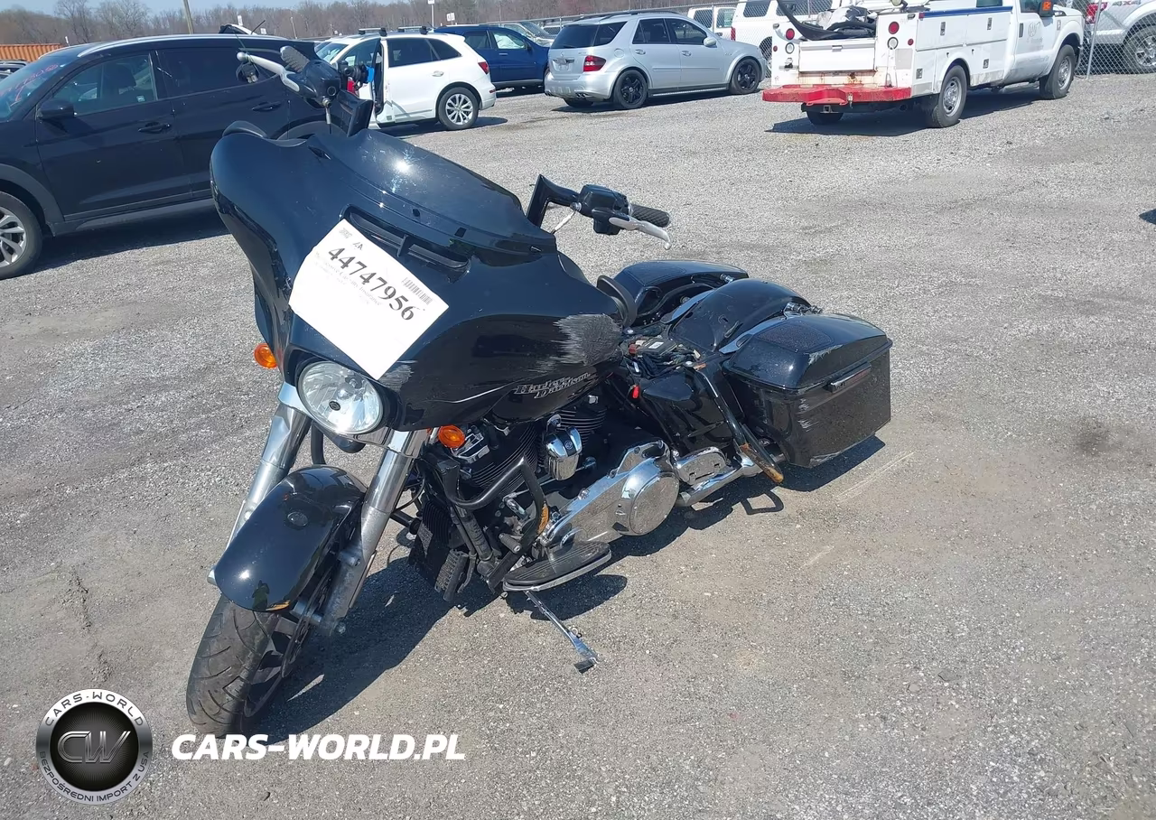 2018 Harley-Davidson Flhx Street Glide VIN:1HD1KBC19JB659133 - 2