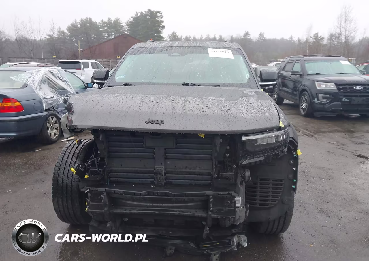 2022 Jeep Grand Cherokee L Limited 4X4 VIN:1C4RJKBG2N8547483 - 13