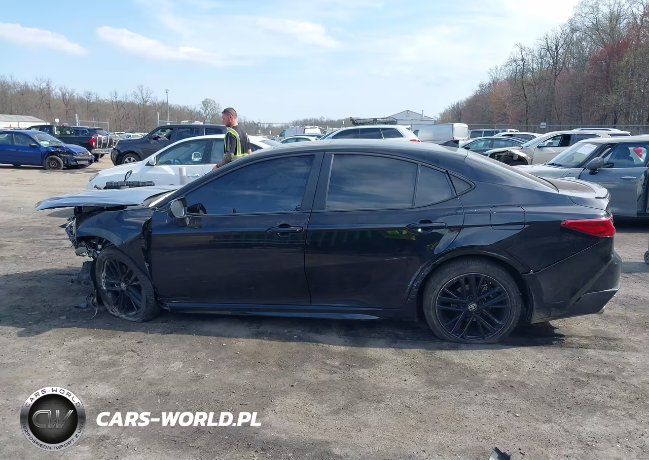 2025 Toyota Camry Se VIN:4T1DAACK5SU151103 - 14