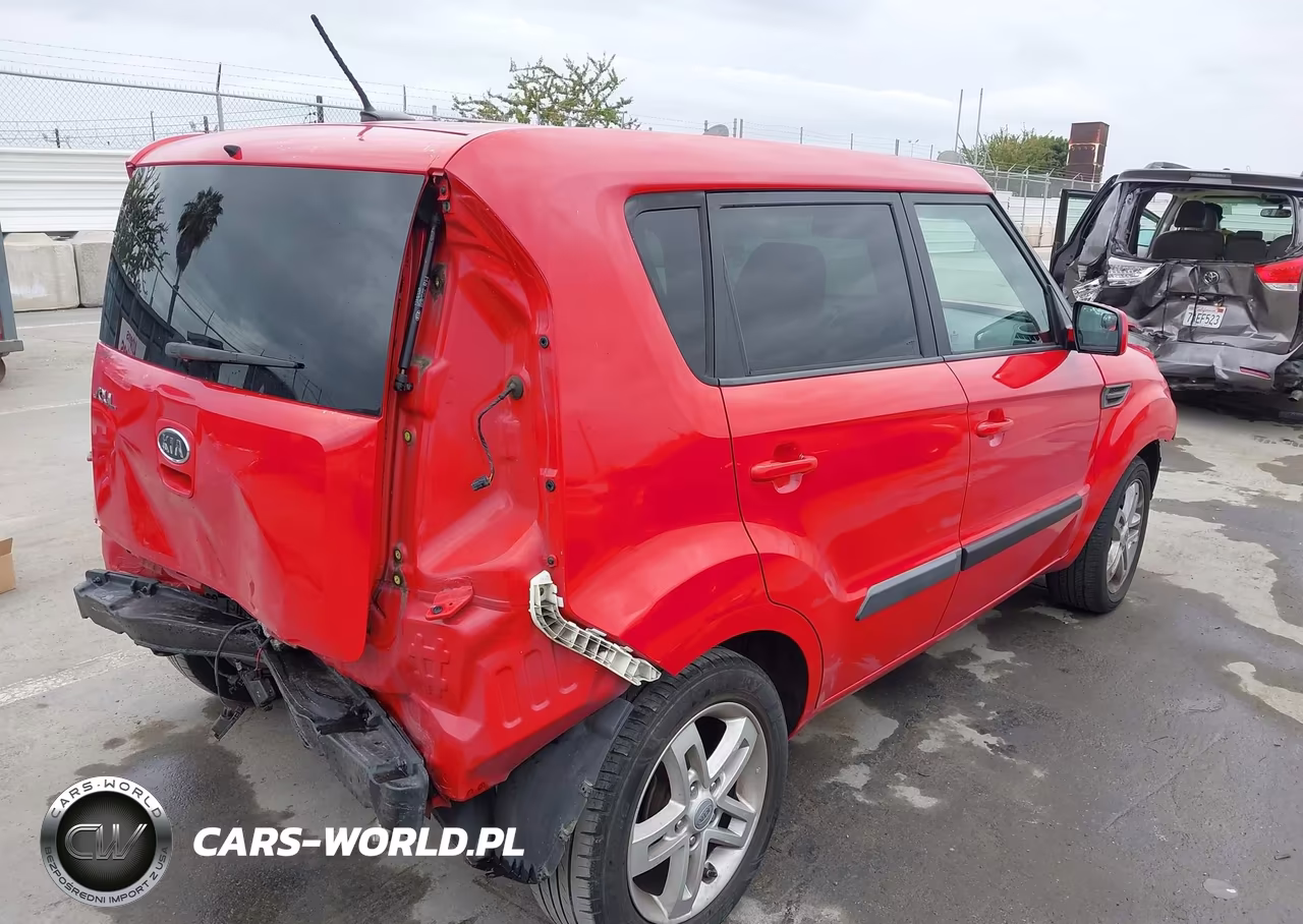2011 Kia Soul + VIN:KNDJT2A22B7234416 - 4