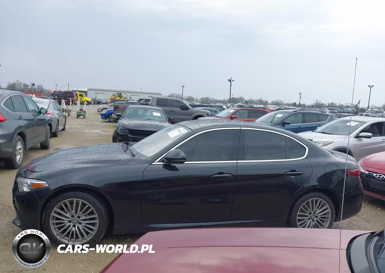 2017 Alfa Romeo Giulia Ti Awd VIN:ZARFAEEN0H7542278 - 14