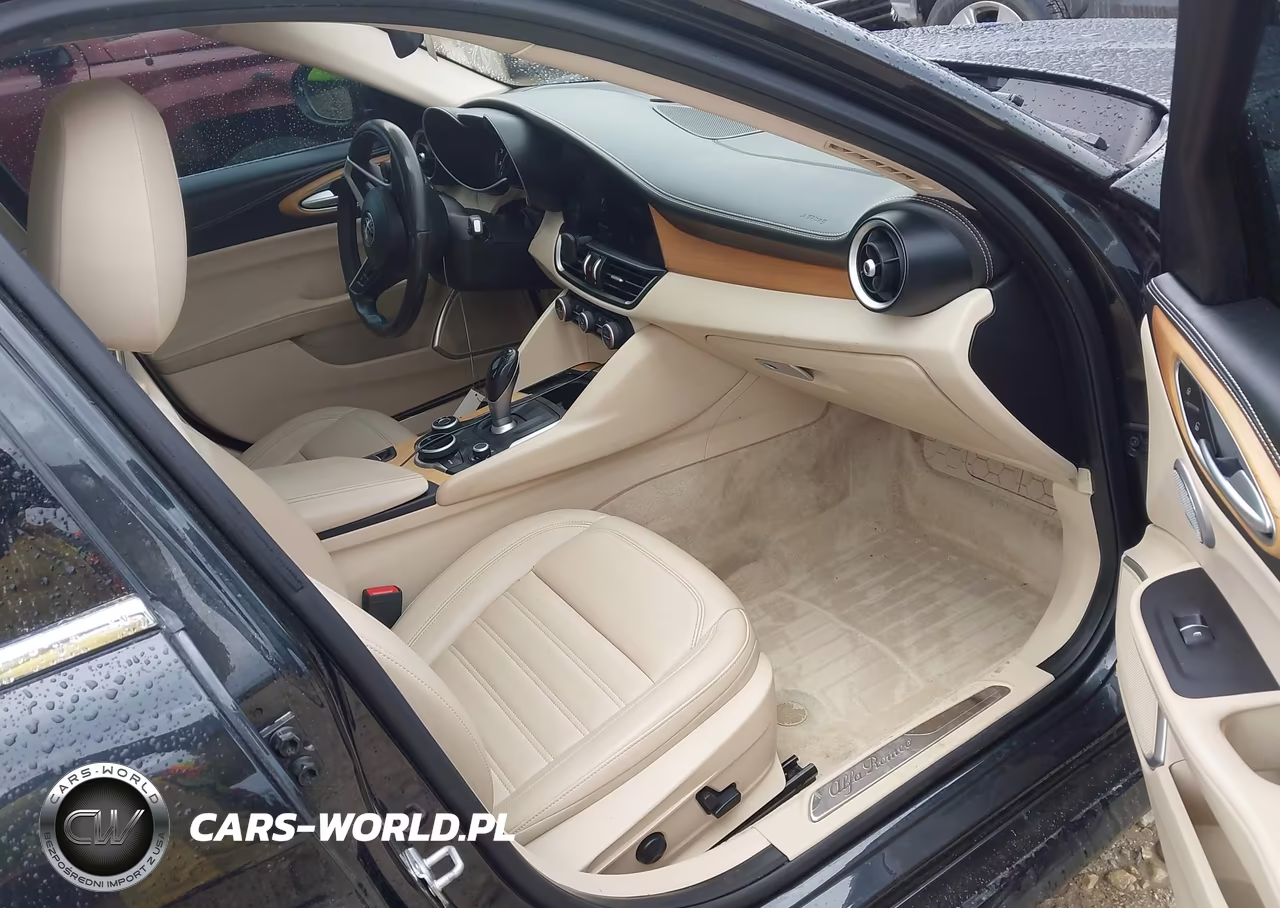 2017 Alfa Romeo Giulia Ti Awd VIN:ZARFAEEN0H7542278 - 5