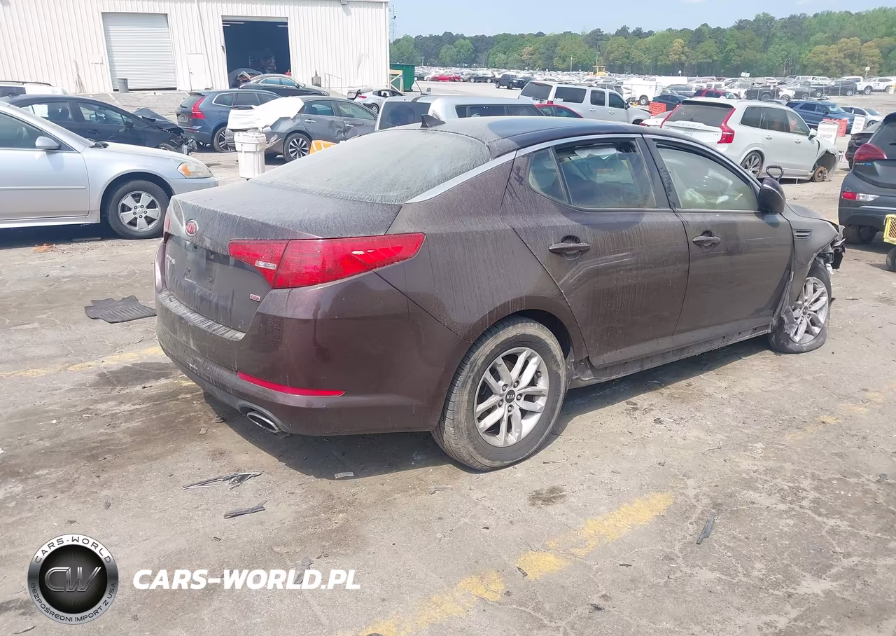2011 Kia Optima Lx VIN:KNAGM4A71B5116235 - 4