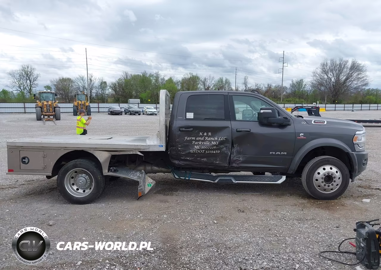 2023 Ram 4500 Chassis Tradesman-Slt-Laramie-Limited VIN:3C7WRLEL9PG575727 - 15