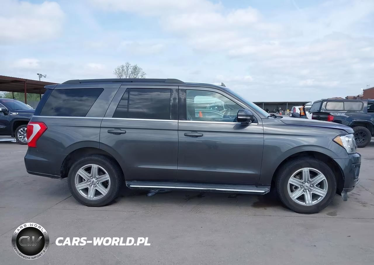 2018 Ford Expedition Xlt VIN:1FMJU1HT9JEA17389 - 13
