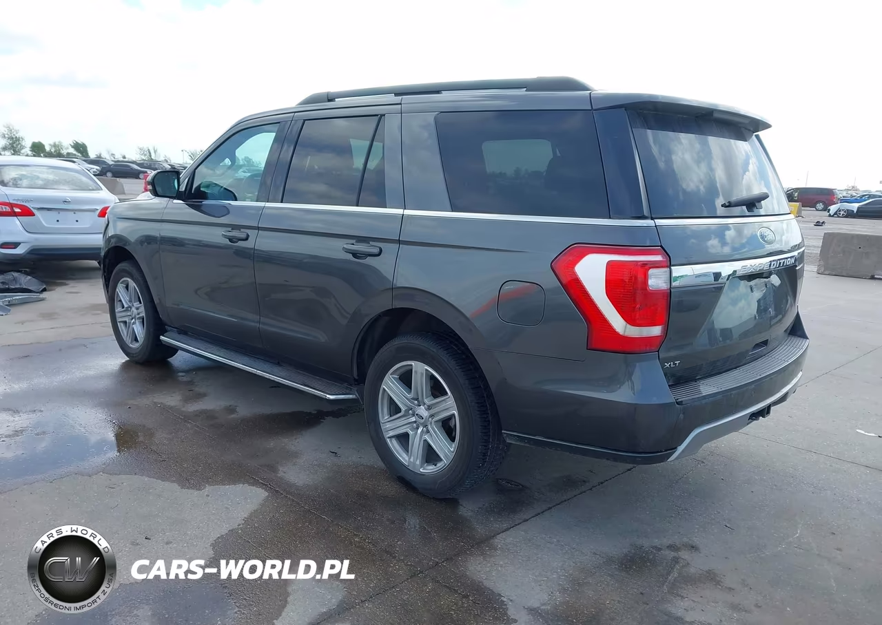 2018 Ford Expedition Xlt VIN:1FMJU1HT9JEA17389 - 3