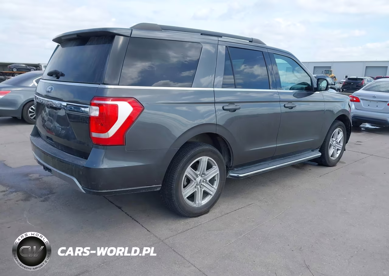 2018 Ford Expedition Xlt VIN:1FMJU1HT9JEA17389 - 4