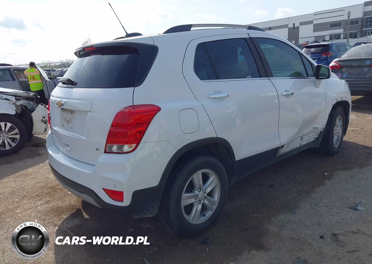 2020 Chevrolet Trax Fwd Lt VIN:3GNCJLSB2LL315729 - 4