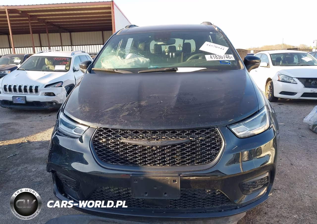 2023 Chrysler Pacifica Touring L VIN:2C4RC1BGXPR538297 - 12
