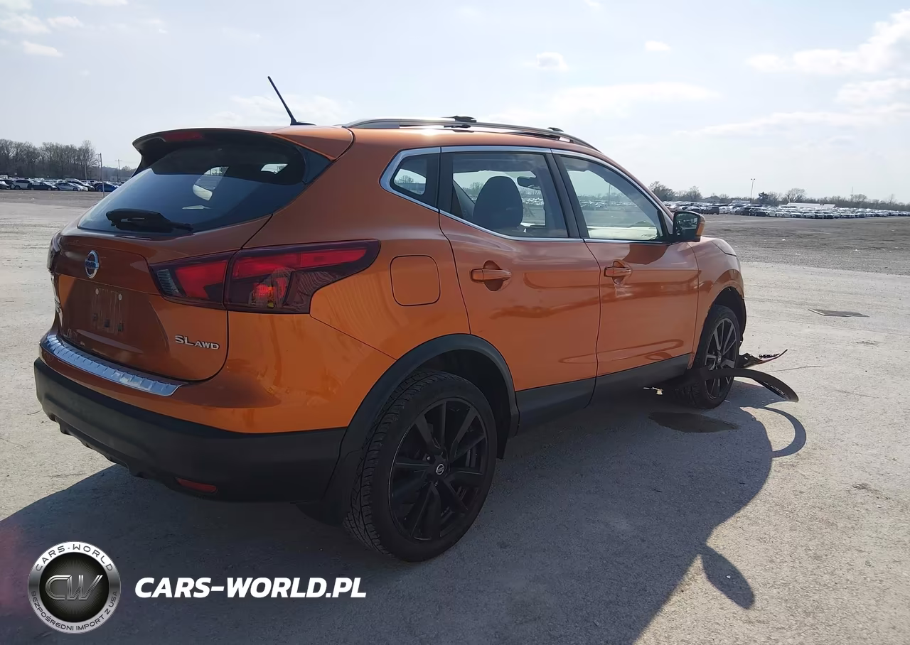 2017 Nissan Rogue Sport Sl VIN:JN1BJ1CR1HW116258 - 4