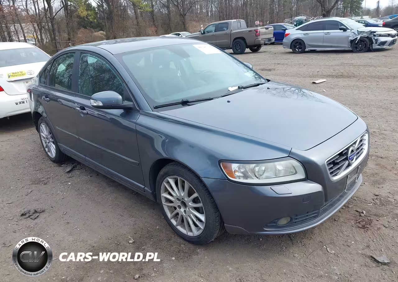 2011 Volvo S40 T5-T5 R-Design