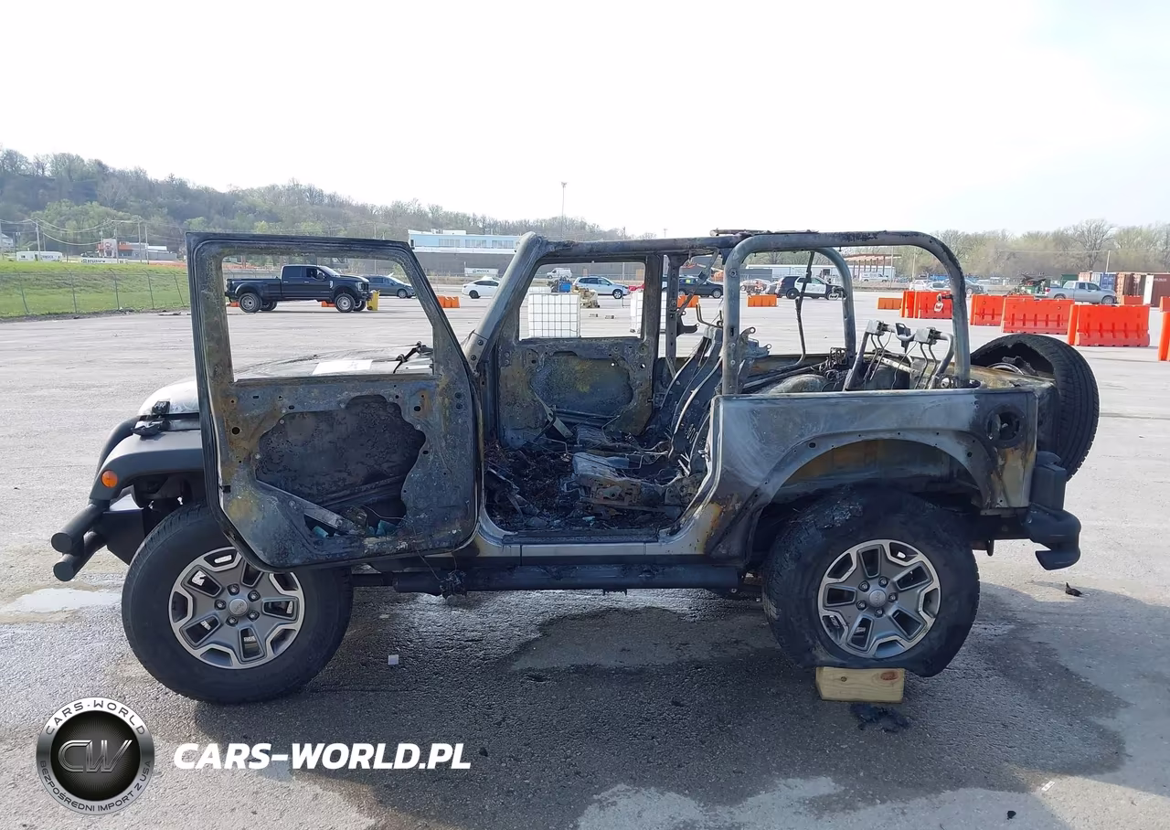 2015 Jeep Wrangler Sport VIN:1C4AJWAG9FL638836 - 11