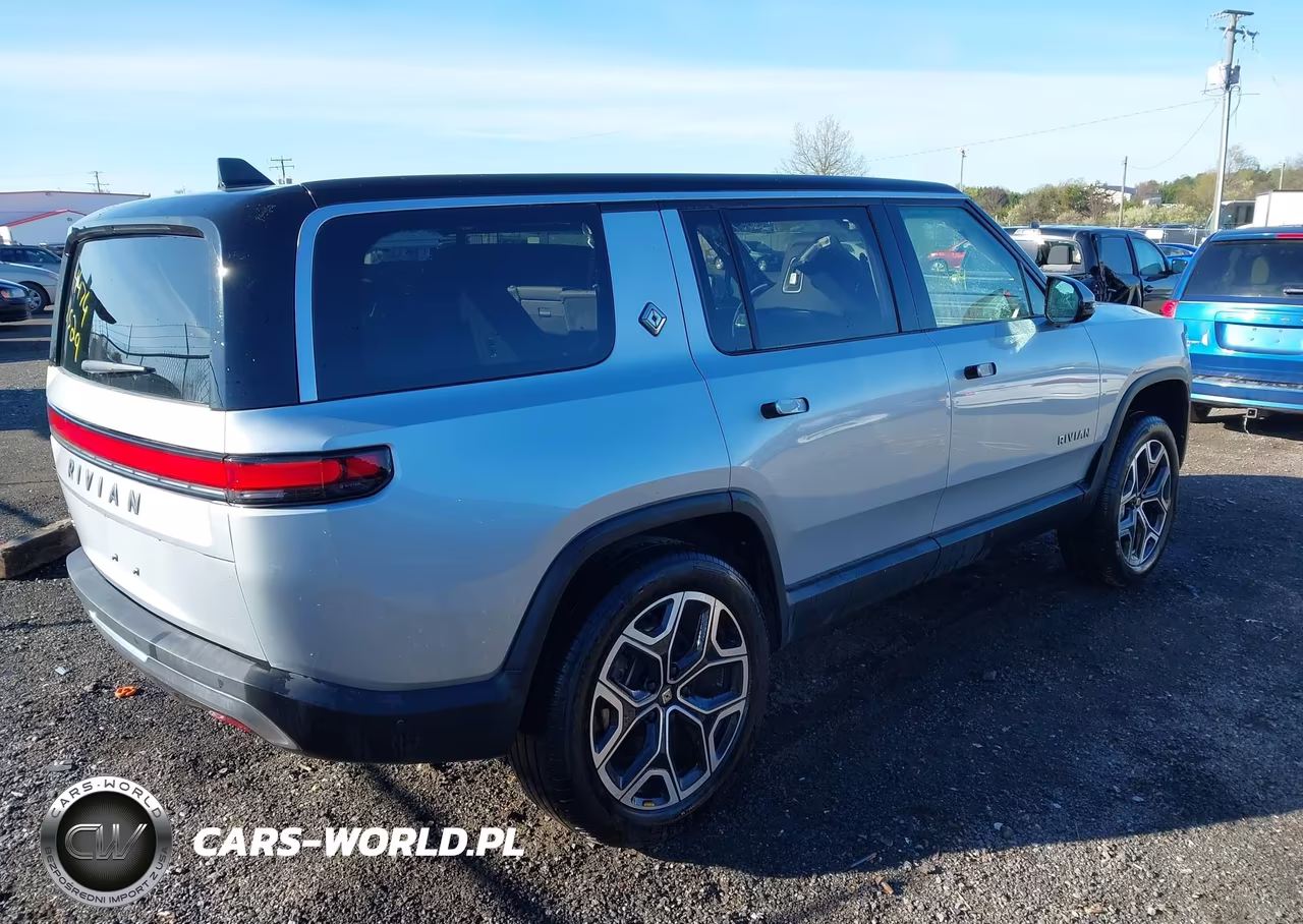 2025 Rivian R1S Adventure Dual Motor Large Pack-Adventure Dual Motor Max Pack VIN:7PDSGBBA9SN050092 - 4