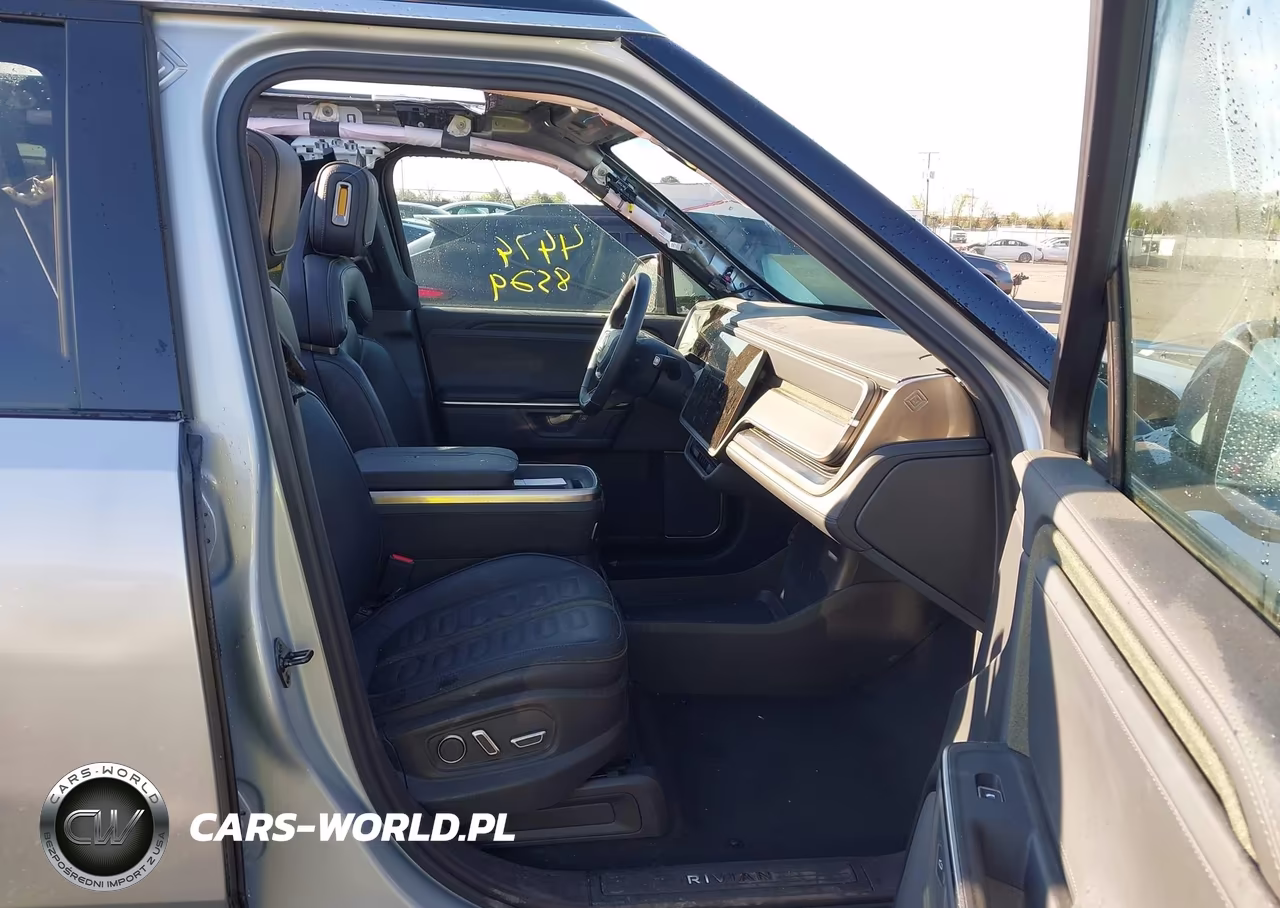 2025 Rivian R1S Adventure Dual Motor Large Pack-Adventure Dual Motor Max Pack VIN:7PDSGBBA9SN050092 - 5