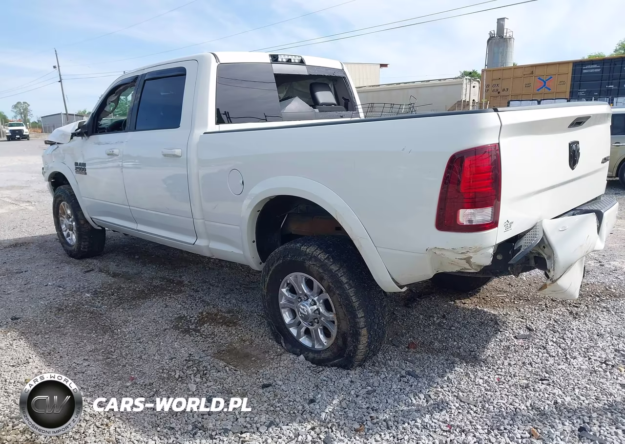 2018 Ram 2500 Laramie 4X4 6'4 Box VIN:3C6UR5FJ4JG193374 - 3