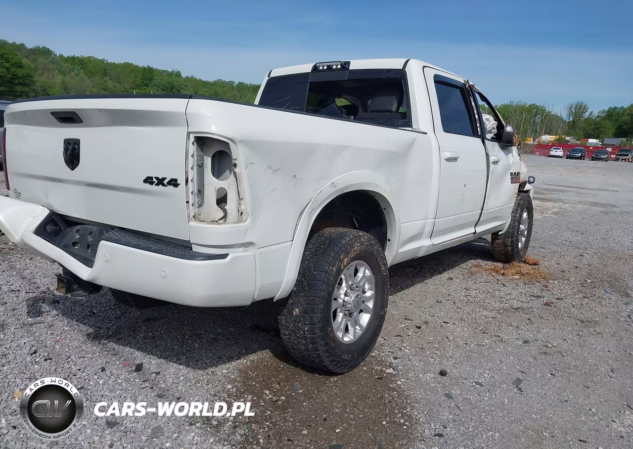 2018 Ram 2500 Laramie 4X4 6'4 Box VIN:3C6UR5FJ4JG193374 - 4