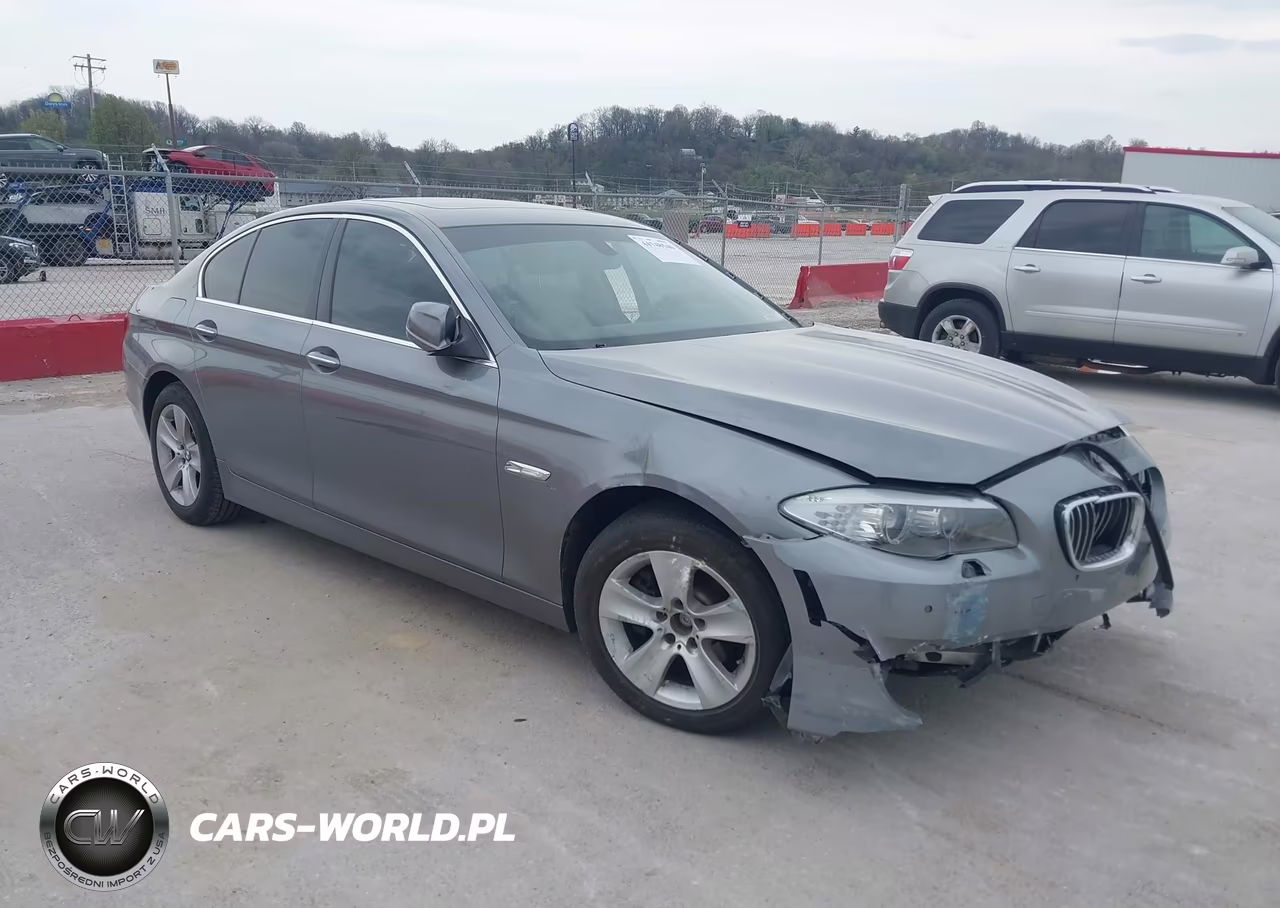 2013 BMW 528I xDrive – zdjęcie 1 z 16