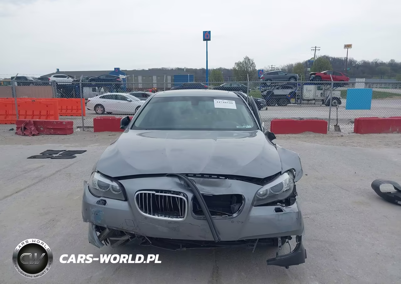 2013 BMW 528I xDrive VIN:WBAXH5C53DDW13883 - 12