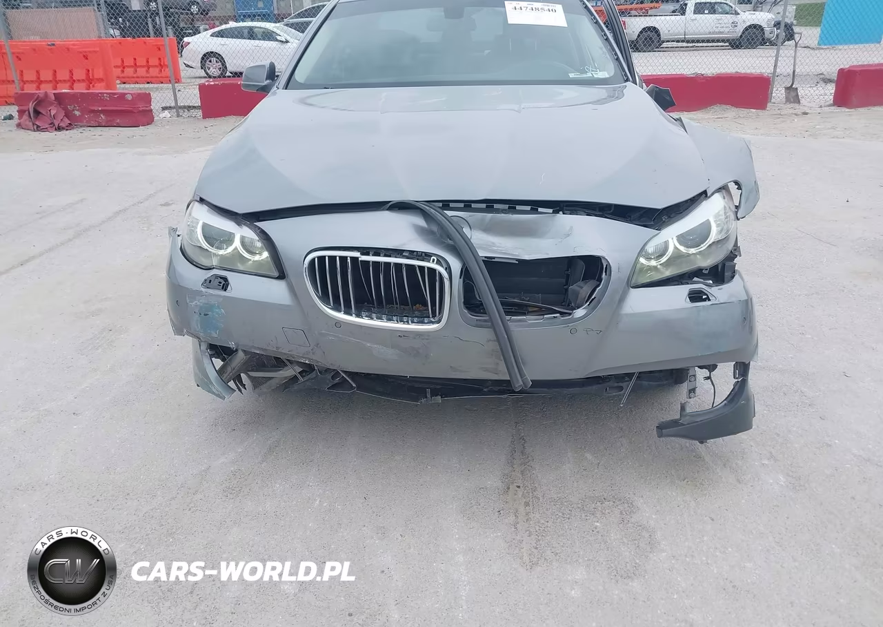 2013 BMW 528I xDrive VIN:WBAXH5C53DDW13883 - 6
