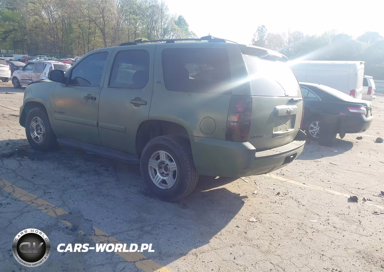 2007 Chevrolet Tahoe Ls VIN:1GNFC13007R329197 - 3
