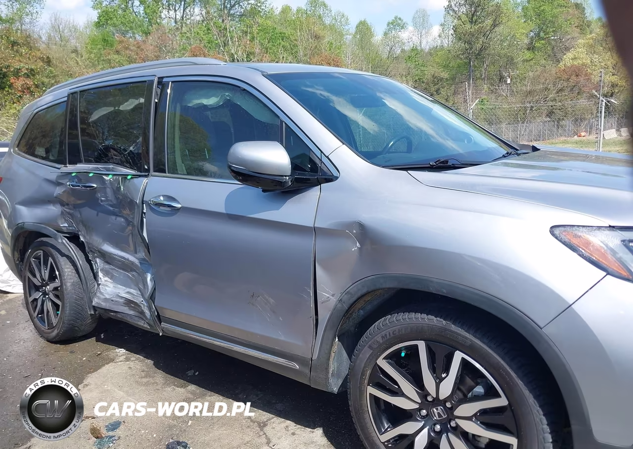 2019 Honda Pilot Elite VIN:5FNYF6H09KB077883 - 13