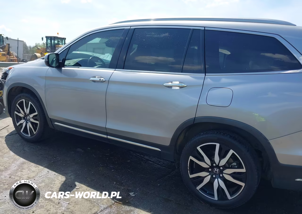 2019 Honda Pilot Elite VIN:5FNYF6H09KB077883 - 14