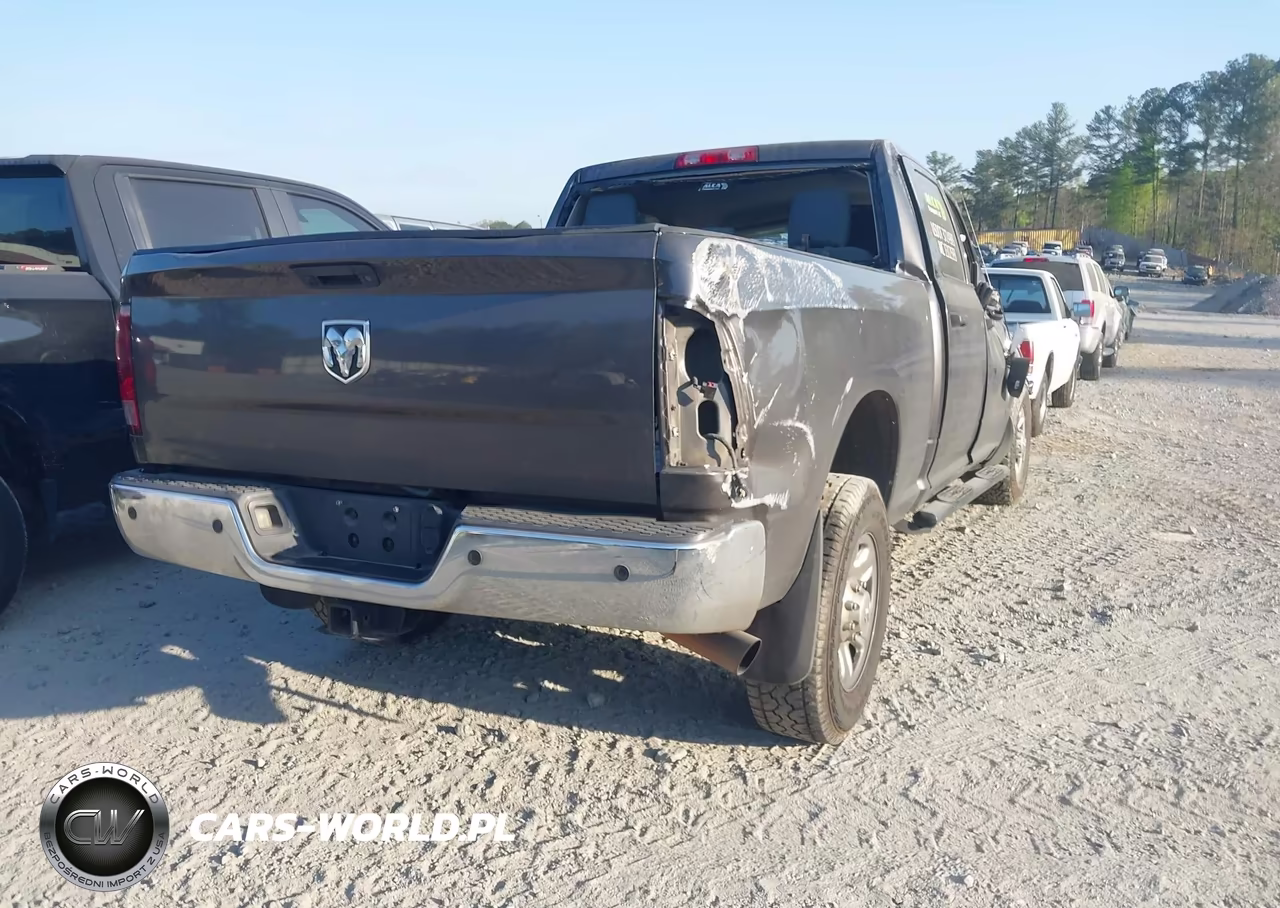 2016 Ram 2500 Tradesman VIN:3C6UR4CL1GG235203 - 4