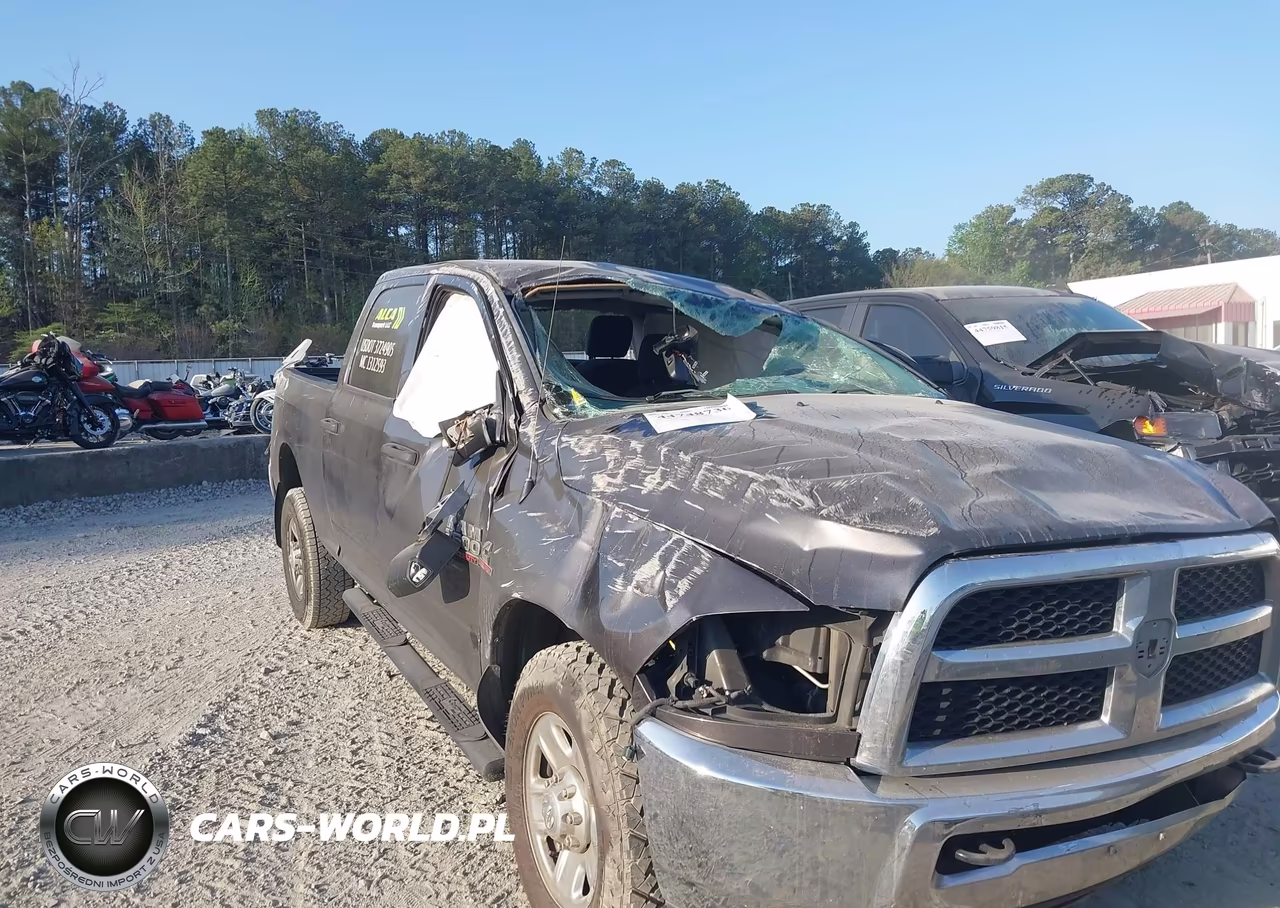 2016 Ram 2500 Tradesman VIN:3C6UR4CL1GG235203 - 6