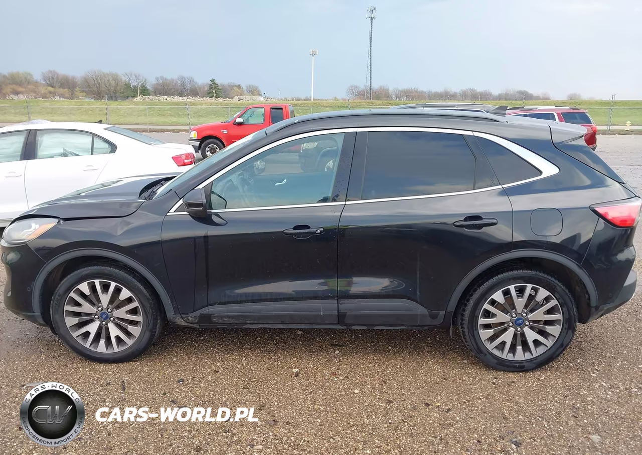 2020 Ford Escape Titanium VIN:1FMCU9J94LUB10254 - 14