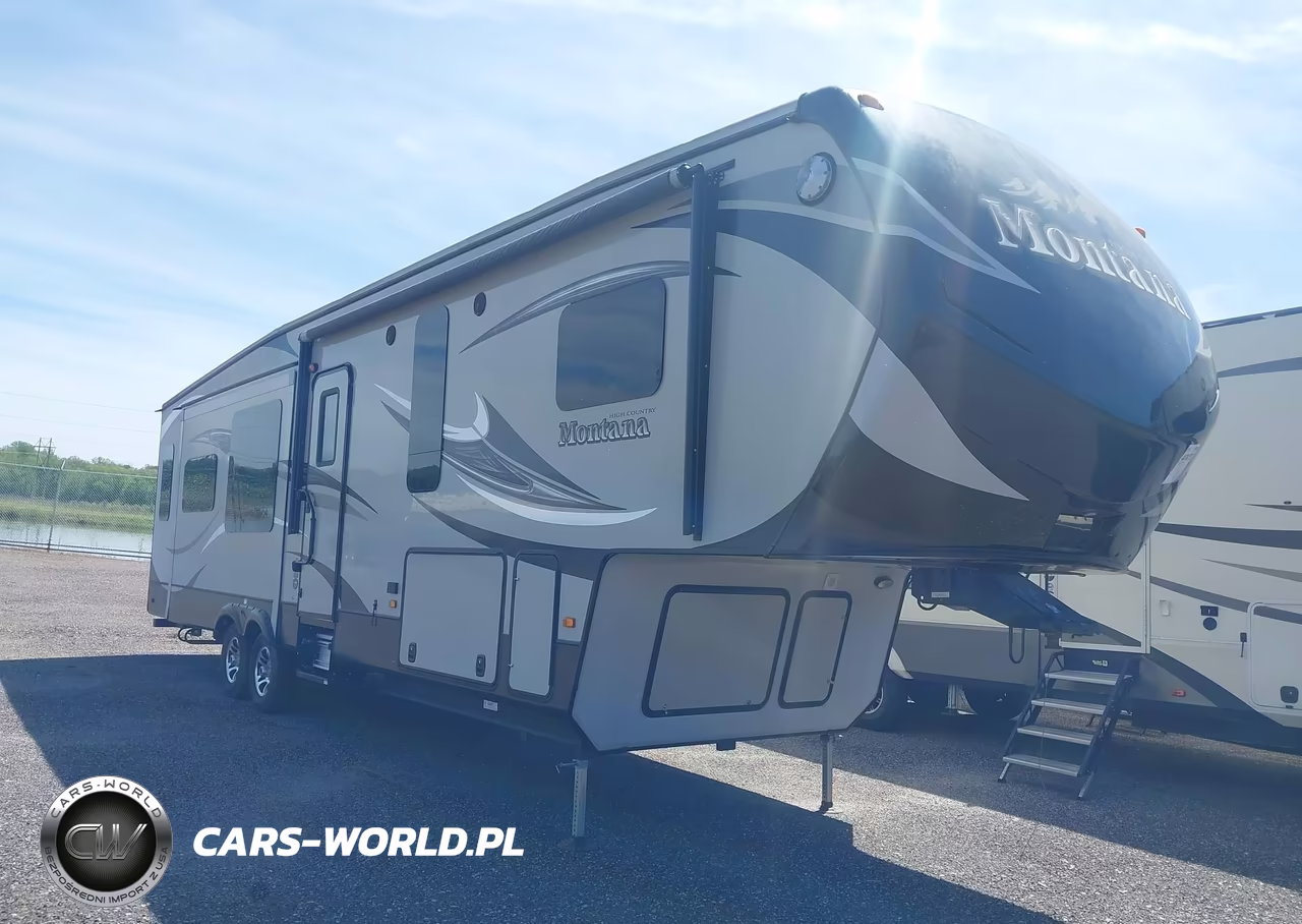 2015 Montana Travel Trlr