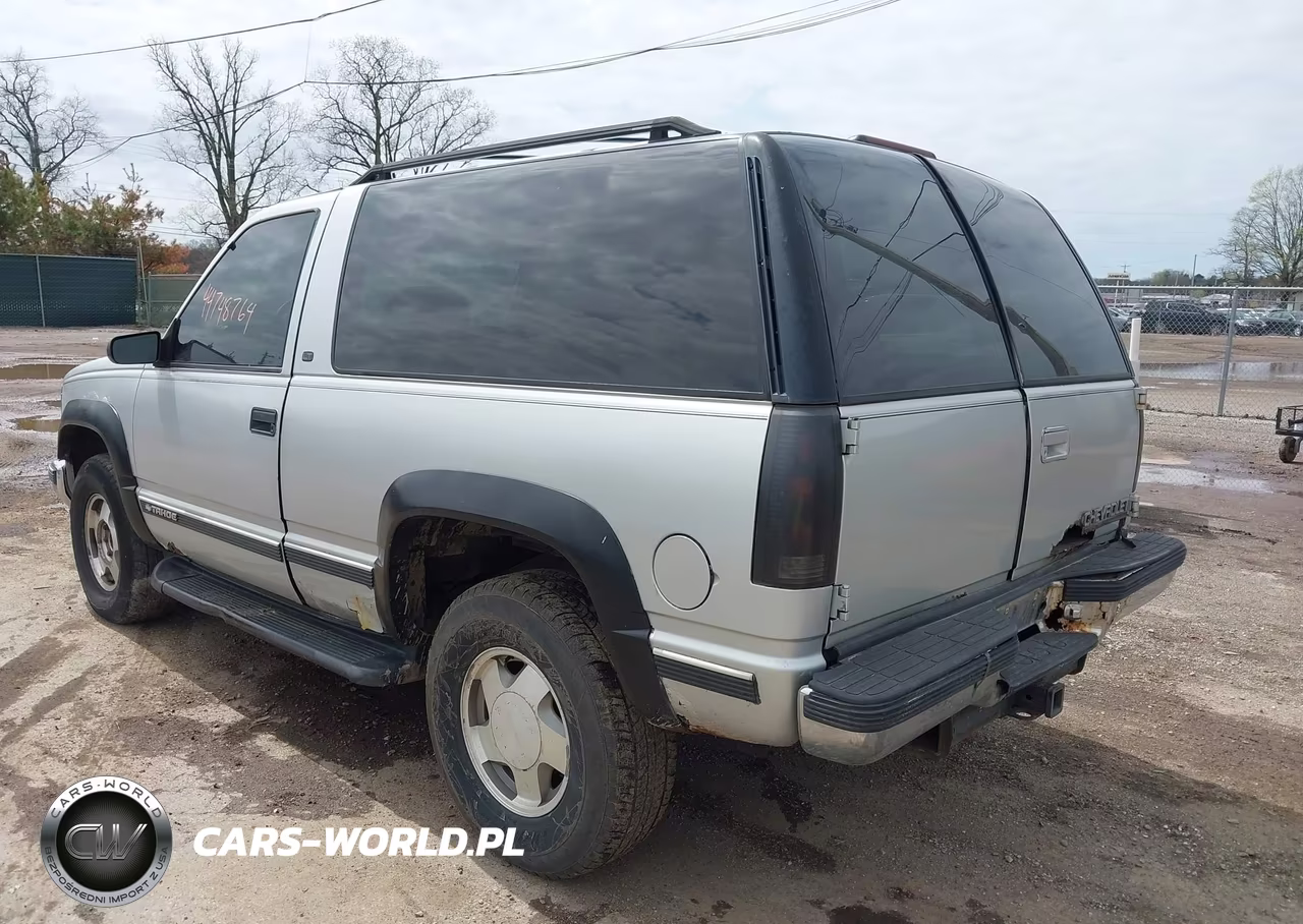 1999 Chevrolet Tahoe VIN:3GNEK18R1XG152715 - 6