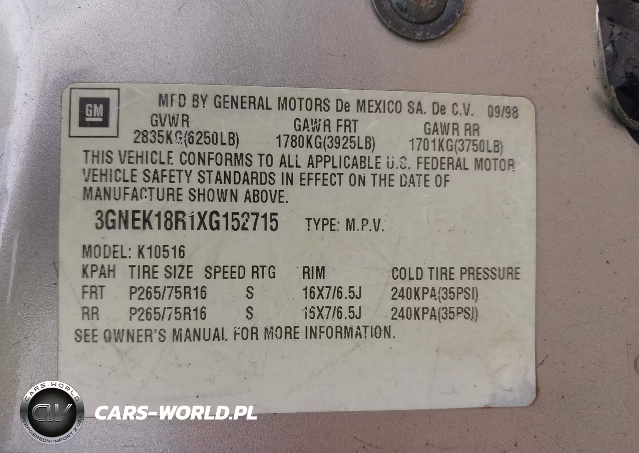 1999 Chevrolet Tahoe VIN:3GNEK18R1XG152715 - 9