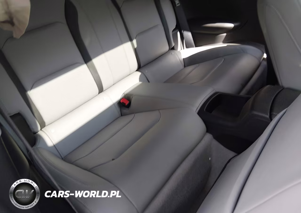 2021 Chevrolet Camaro Rwd 2Lt VIN:1G1FD1RS1M0104181 - 8