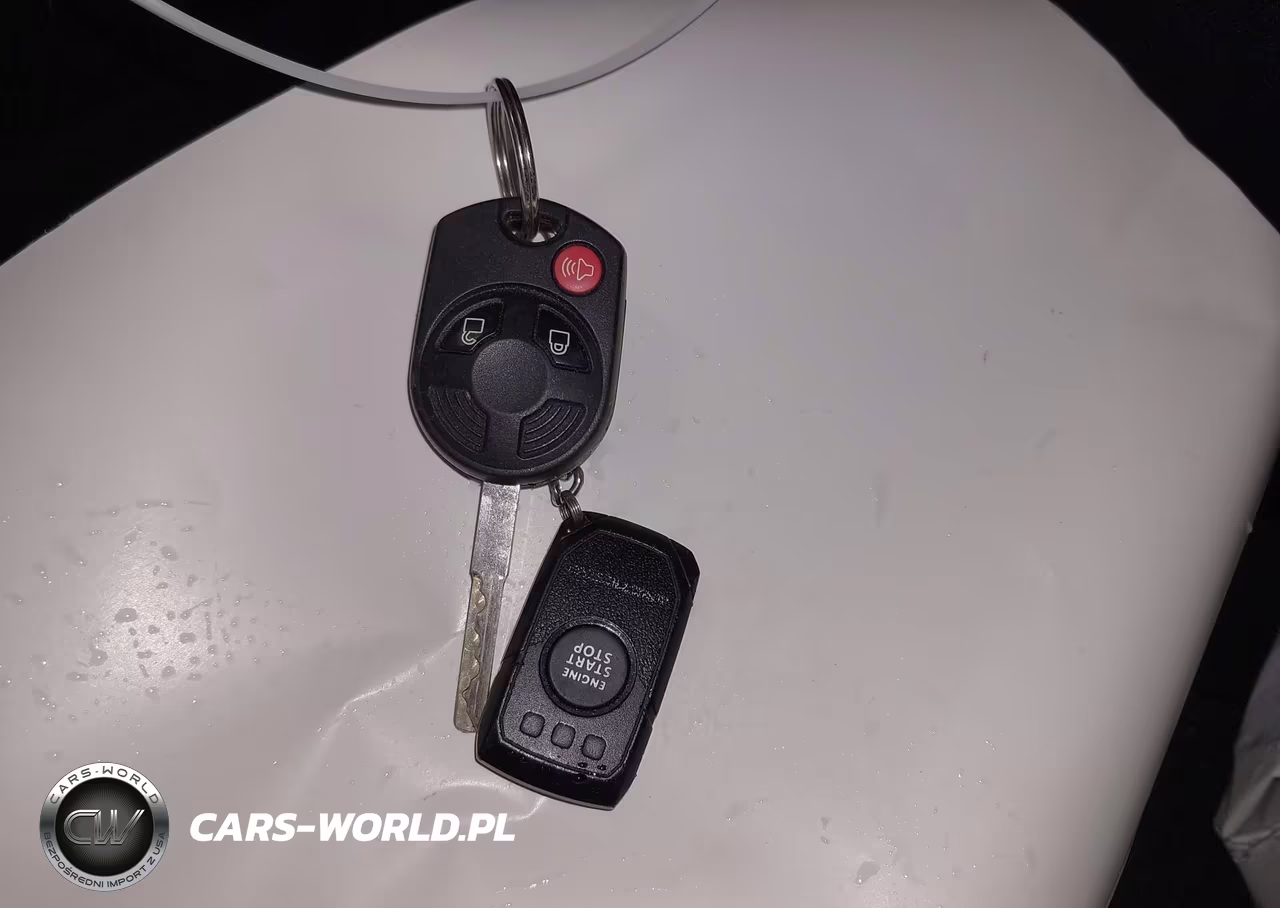 2017 Ford Escape Se VIN:1FMCU9GDXHUC45838 - 11