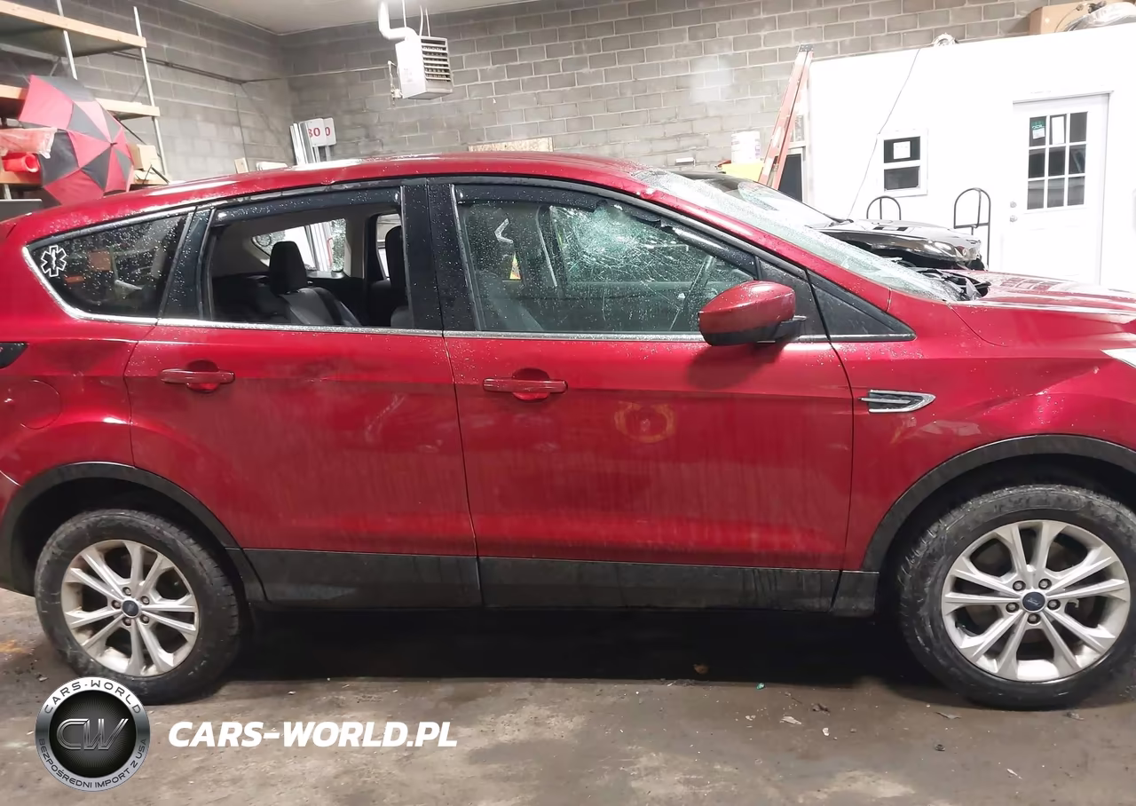 2017 Ford Escape Se VIN:1FMCU9GDXHUC45838 - 13