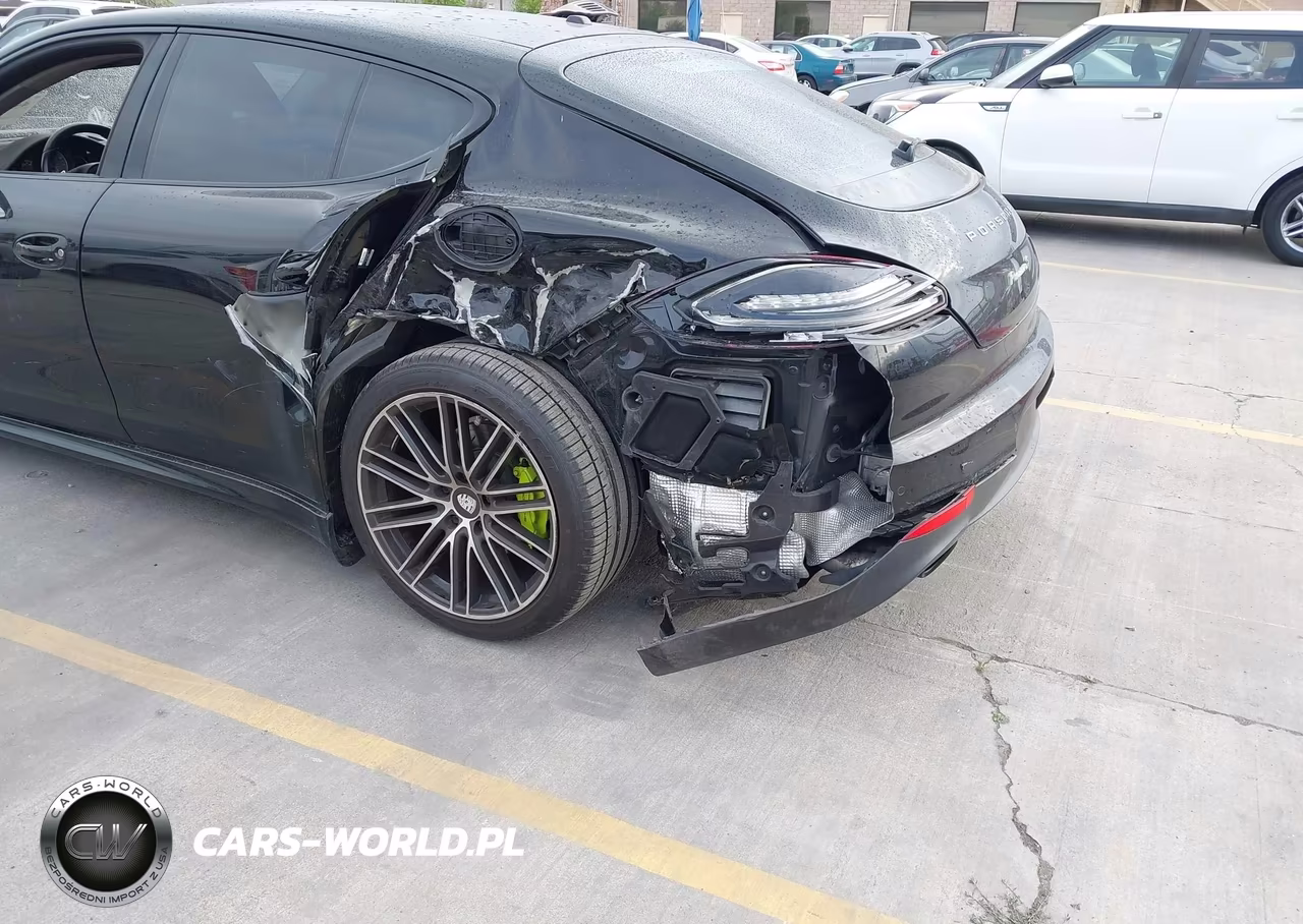2015 Porsche Panamera E-Hybrid S VIN:WP0AD2A76FL040736 - 6