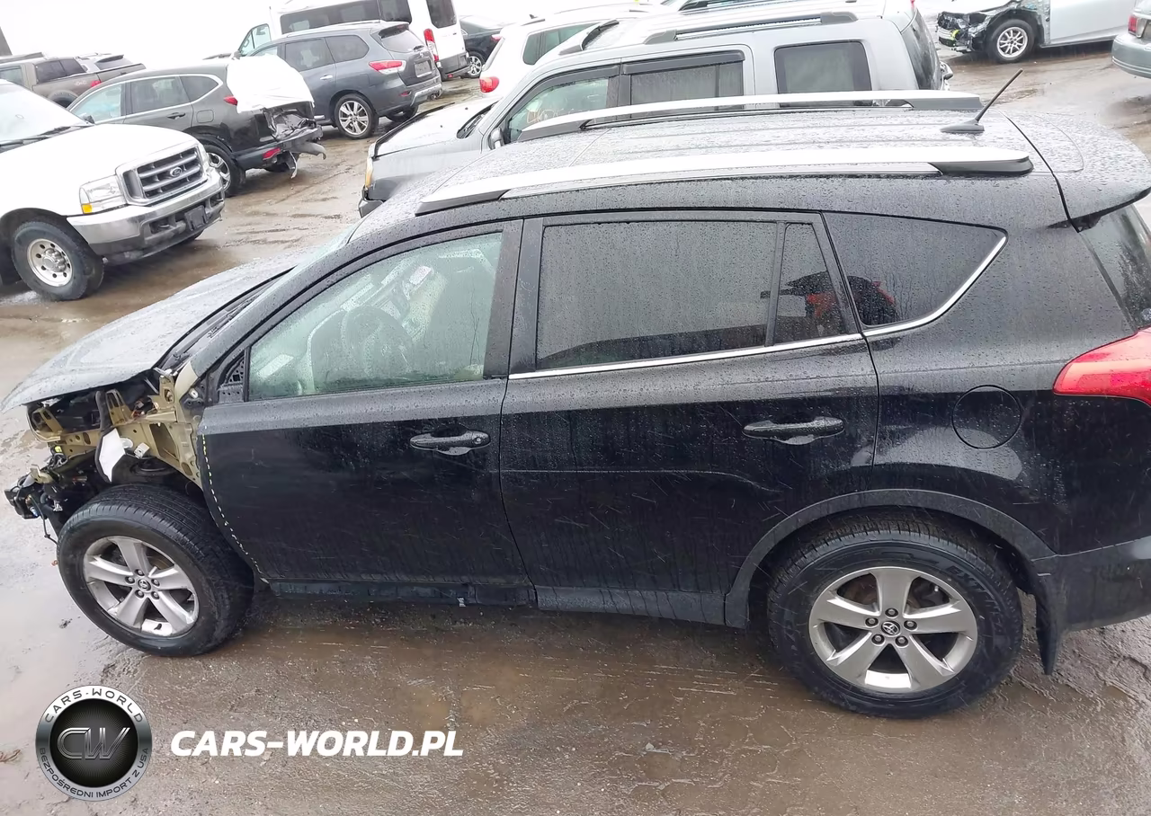 2015 Toyota Rav4 Xle VIN:2T3RFREV3FW387355 - 15