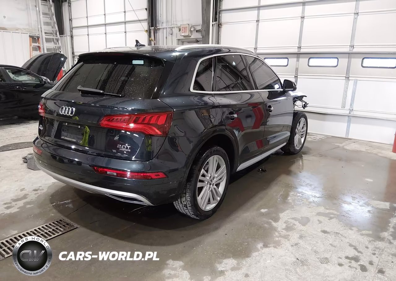 2018 Audi Q5 2.0T Premium VIN:WA1BNAFY5J2021889 - 4