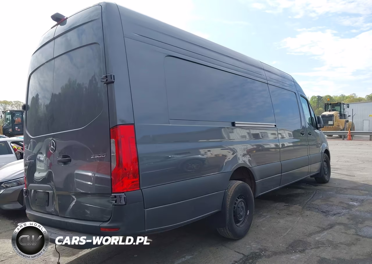 2025 Mercedes-Benz Sprinter 2500 High Roof 4-Cyl Diesel VIN:W1Y4KDHY3ST231517 - 4