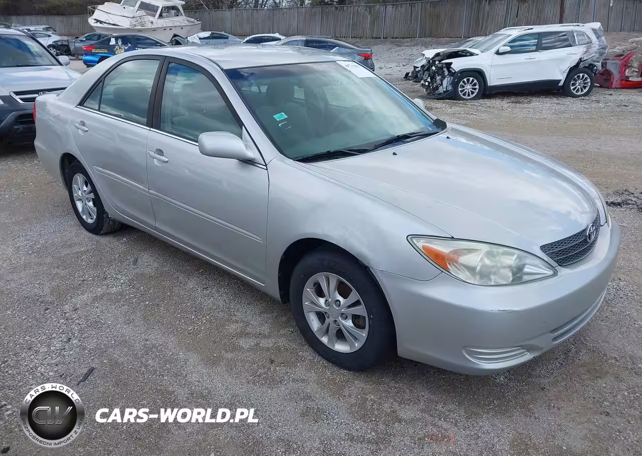 2004 Toyota Camry Le V6