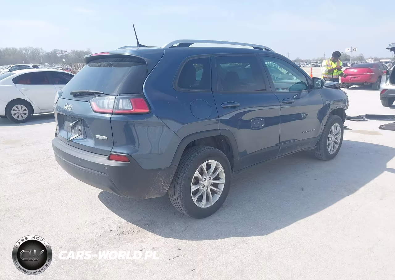 2020 Jeep Cherokee Latitude 4X4 VIN:1C4PJMCB0LD538937 - 4