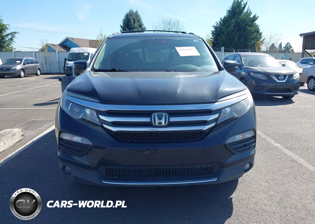 2017 Honda Pilot Touring VIN:5FNYF6H9XHB056547 - 12