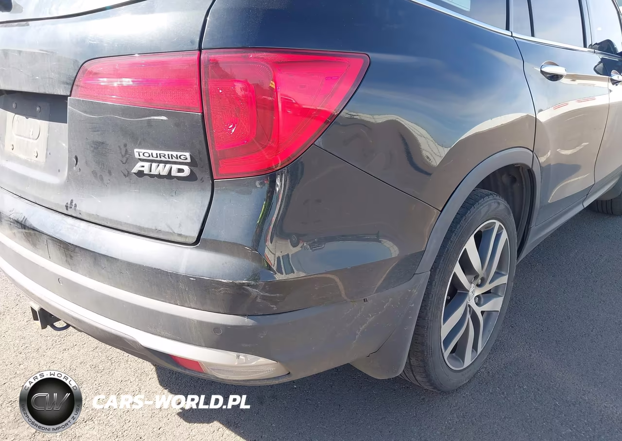 2017 Honda Pilot Touring VIN:5FNYF6H9XHB056547 - 19