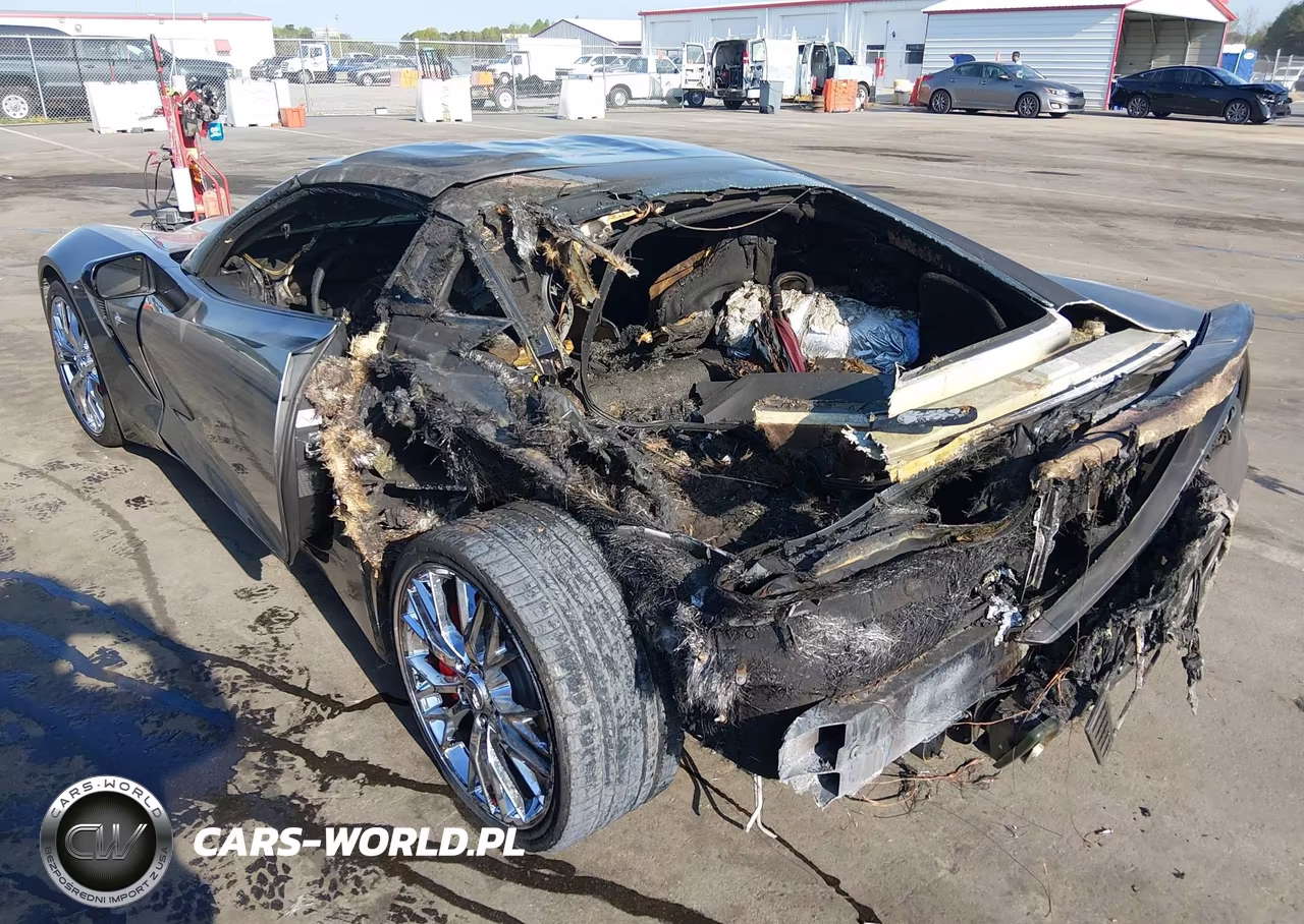 2015 Chevrolet Corvette Stingray VIN:1G1YB2D78F5121539 - 6
