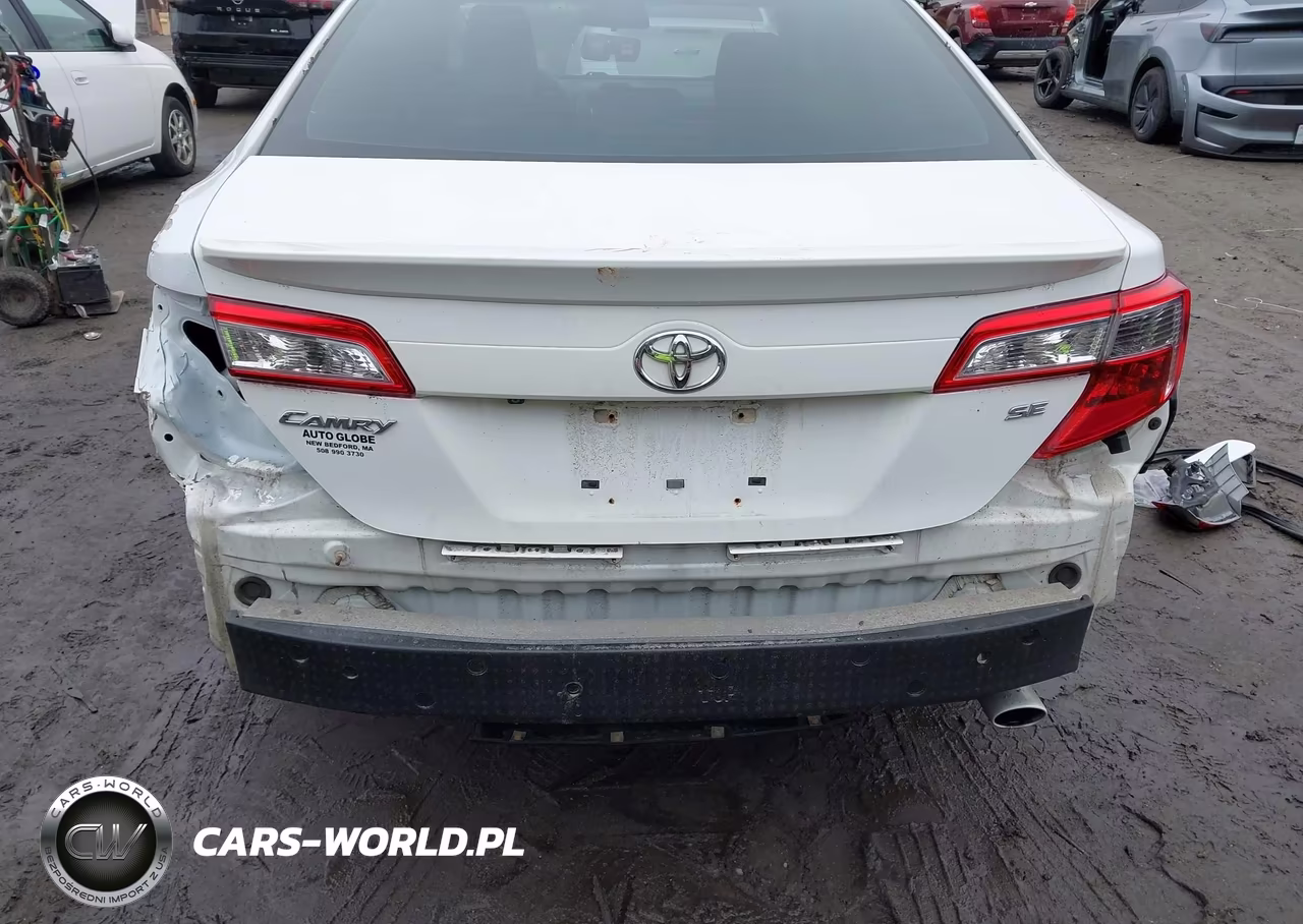 2014 Toyota Camry Se VIN:4T1BF1FK7EU443554 - 17