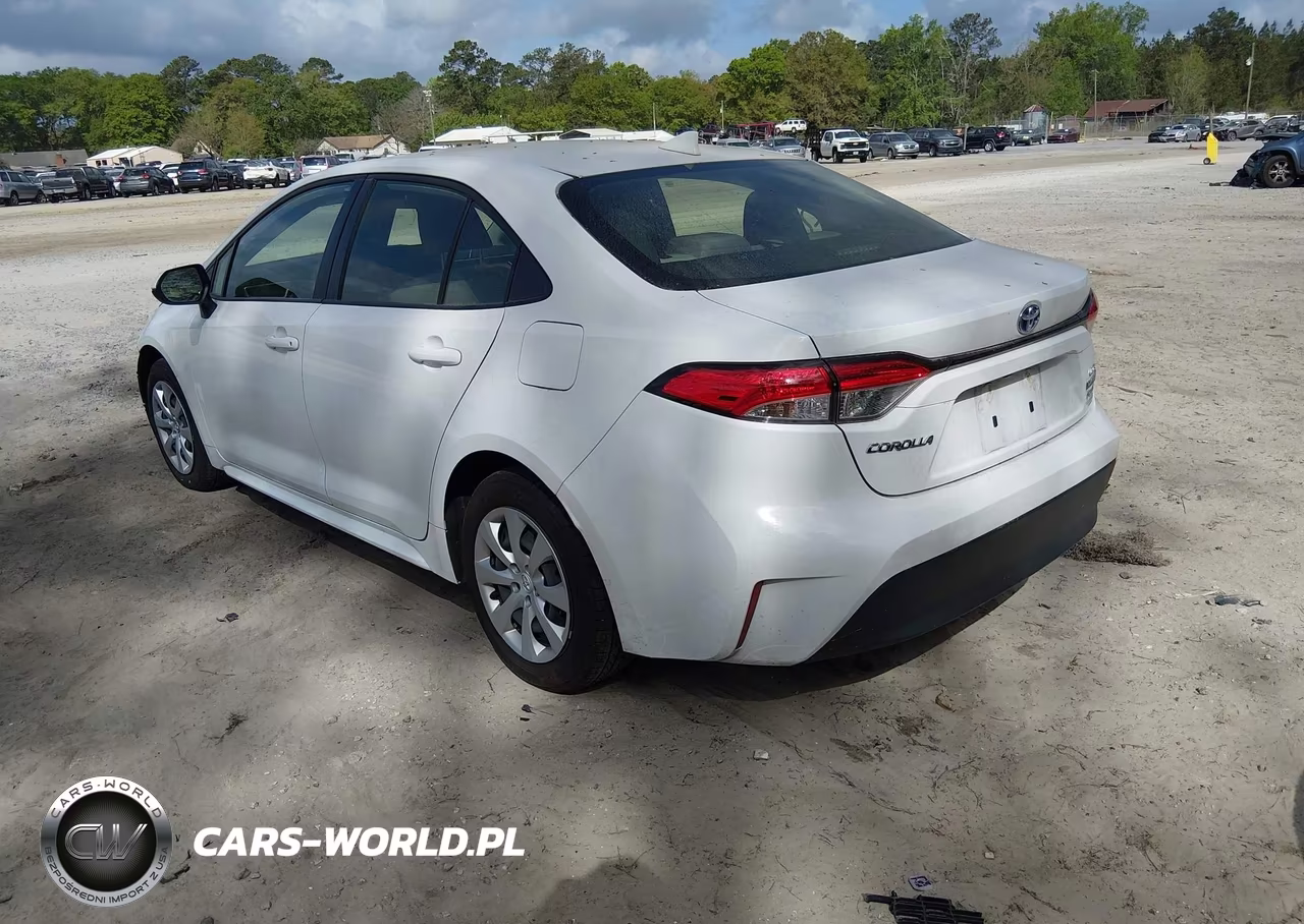 2024 Toyota Corolla Hybrid Le VIN:JTDBCMFE5R3040502 - 3