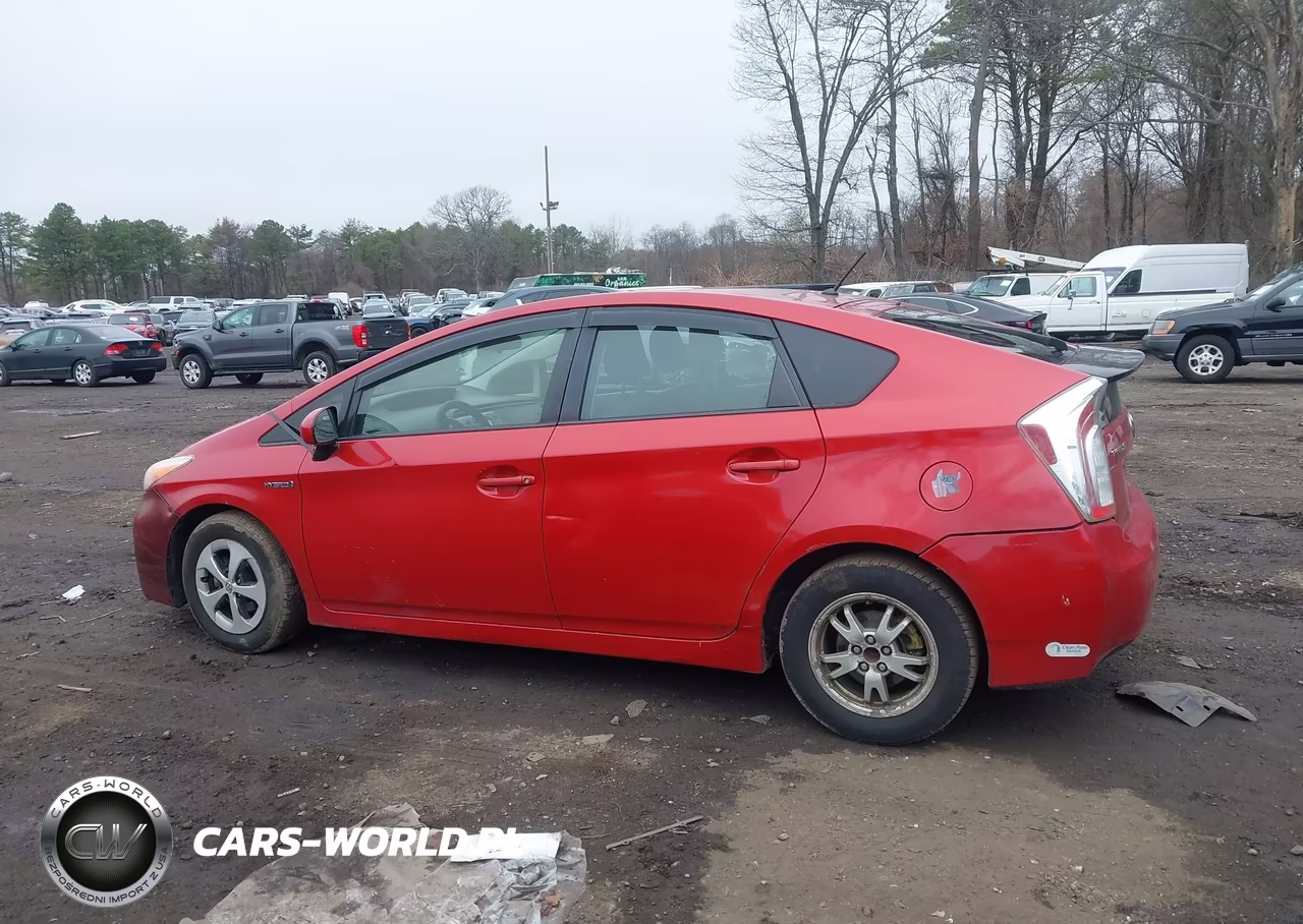 2014 Toyota Prius Two VIN:JTDKN3DUXE1738267 - 14