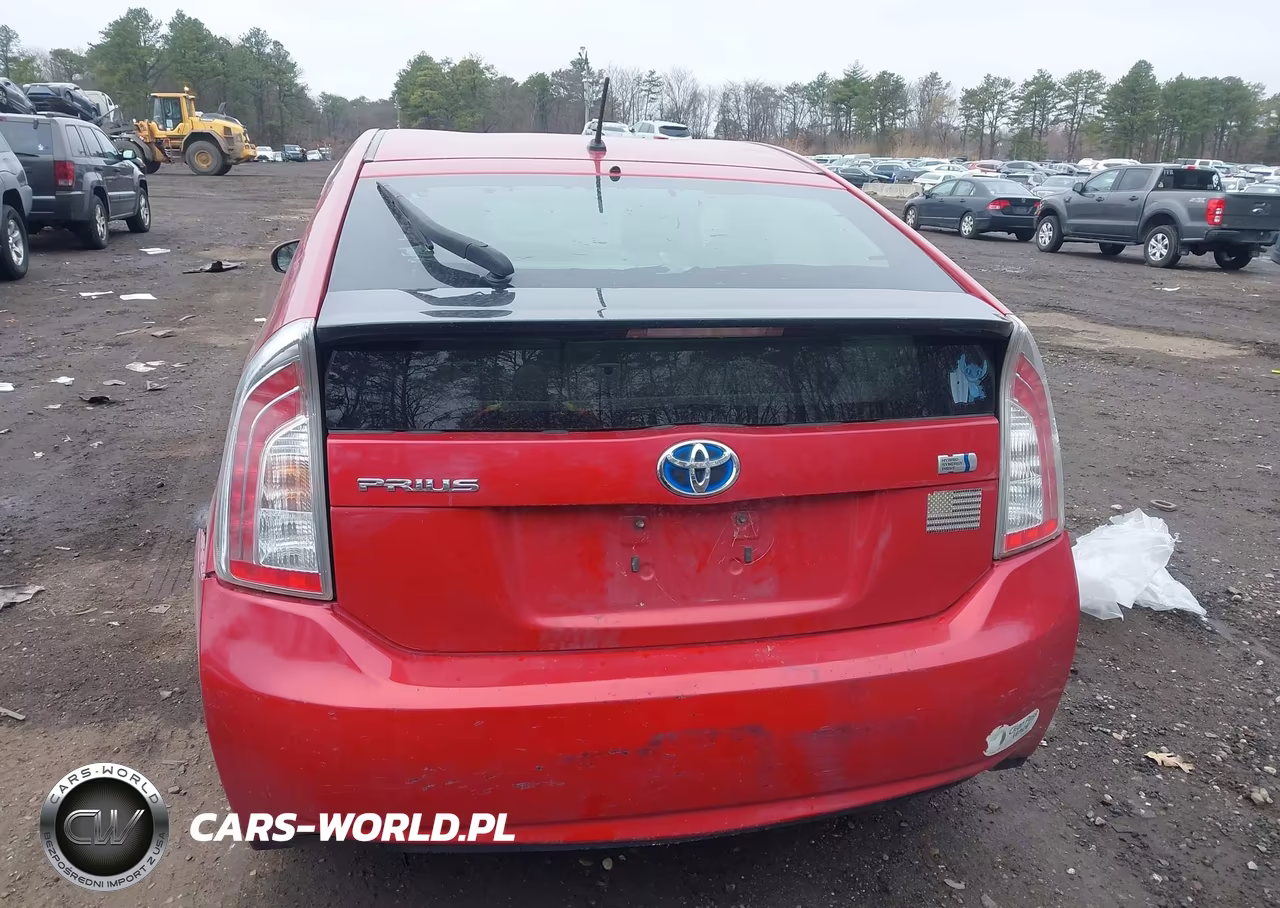 2014 Toyota Prius Two VIN:JTDKN3DUXE1738267 - 16