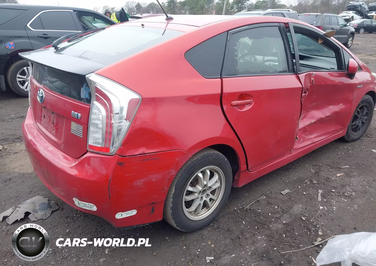 2014 Toyota Prius Two VIN:JTDKN3DUXE1738267 - 6